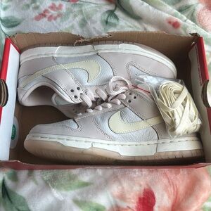 Nike Women's Dunk Low Premium 'Soft Pink' FB7910-601 Size 7